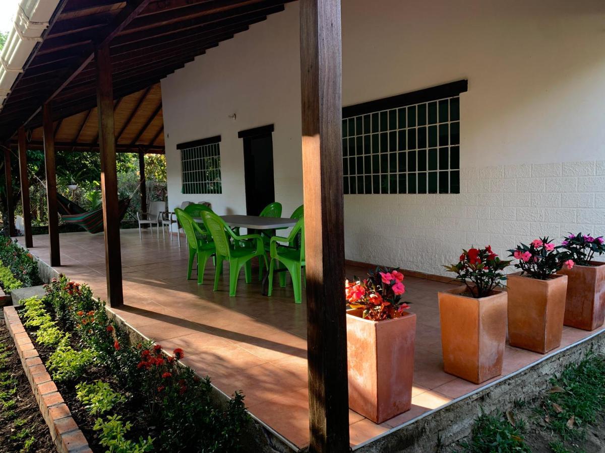 Готель Hostal Casa Jocolate Мінка Екстер'єр фото