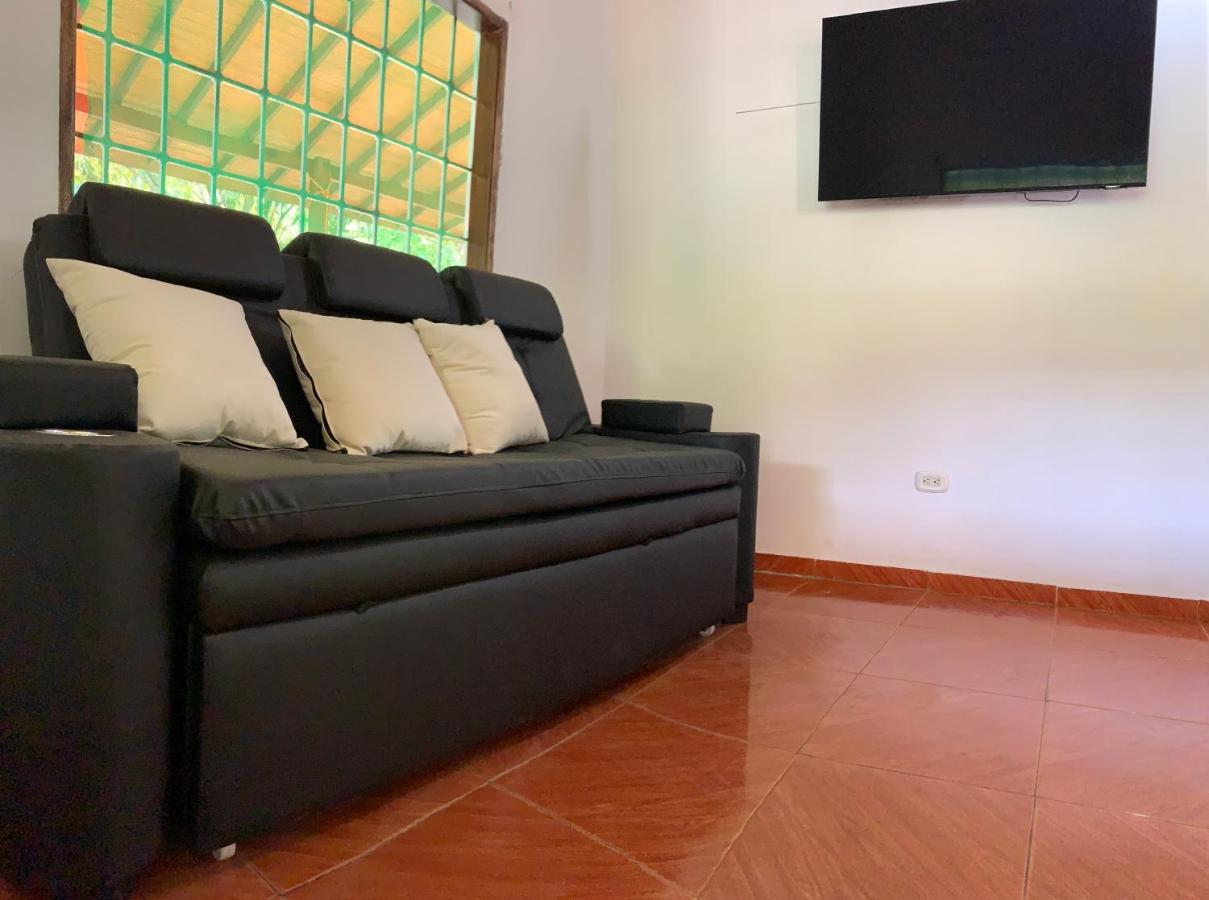 Готель Hostal Casa Jocolate Мінка Екстер'єр фото